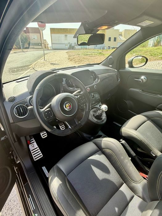 ABARTH 695 75 ANNIVERSARIO — Como novo | Apenas 7.000km