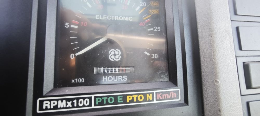Lamborghini R6 Hurlimann XT 105 Same Silver