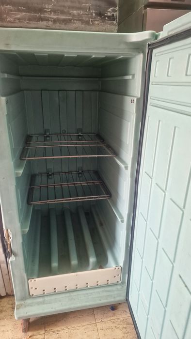 Contentor isotérmico frios