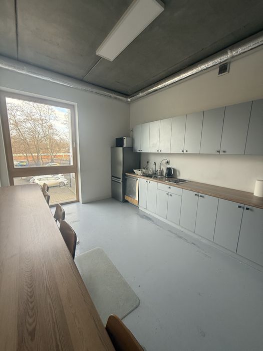 Hala usługowo magazynowa 1070 m2, świetna lokalizacja OLIMPIA PORT