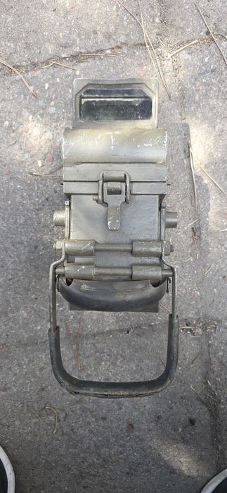 Perysko z czołgu w bdb stanie.