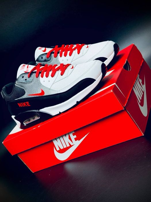 Яскраві весняні Nike•кросівки найк шкіра•nike air max 90•нова колекція