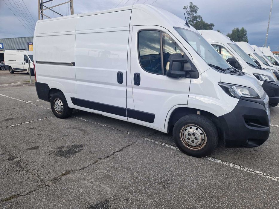 Vende Peugeot Boxer L2H2 2.2 Hdi 140 cv 10-2021