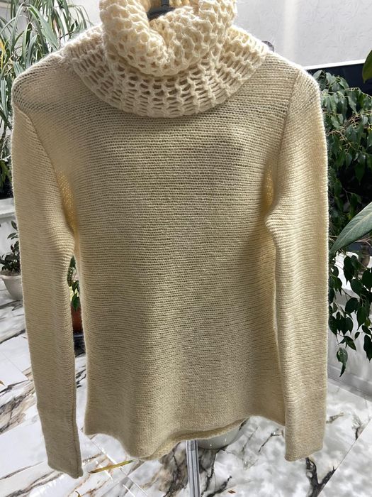 Śliczny sweterek wełna mohair nowy