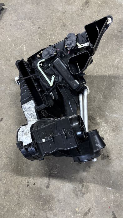 Задня пічка БМВ Х7 G07 комплектна