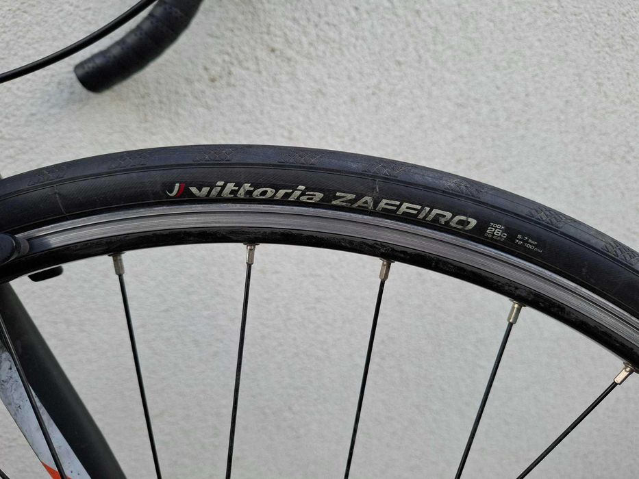 Rower szosowy BTWIN Triban 500 Rama L / szosa