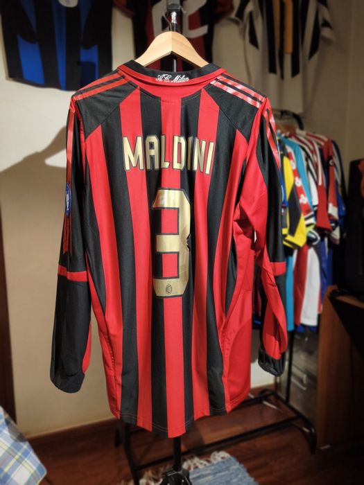 Equipamento AC Milan 06/07 Maldini