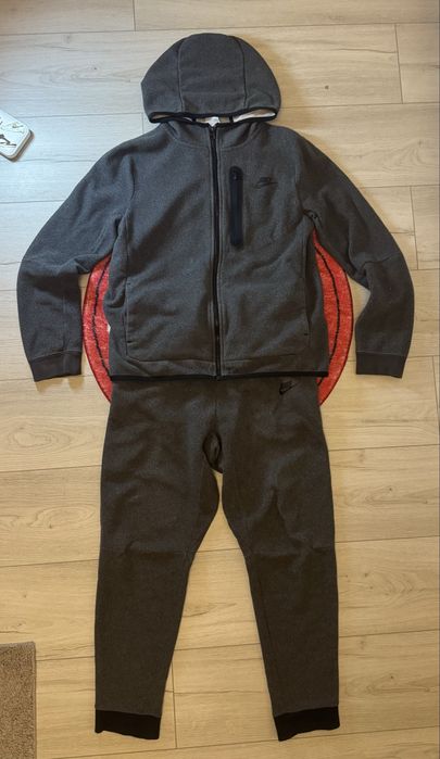Костюм Nike tech fleece+Подарок