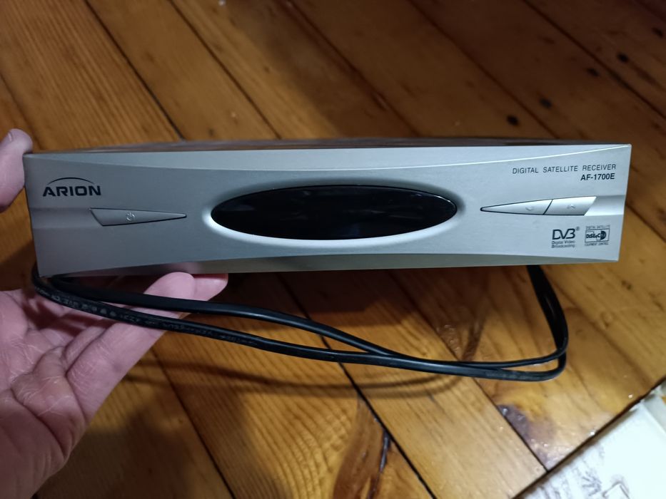 Супутникове ТБ тарілка Т2