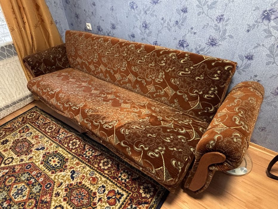 Продам диван (лише самовивіз)