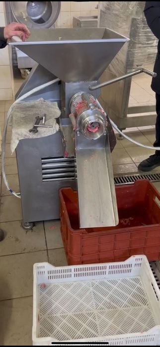 Прес механічної обвалки ПМО - 400