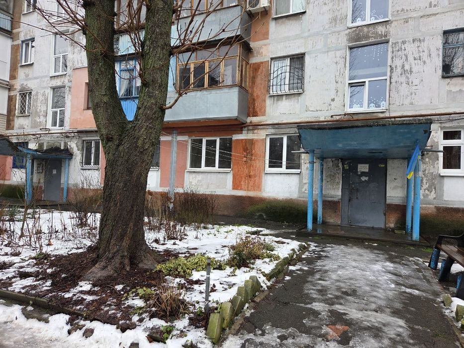 3к Продам ул.Суворова 15а ( Шепарда), Титова