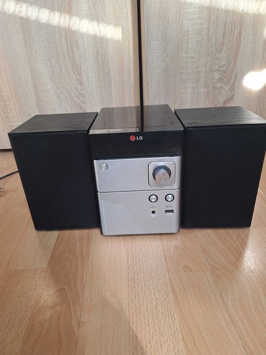 wieża/radio LG CM1530