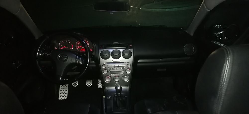 Mazda 6 preçisa montar as peças restantes