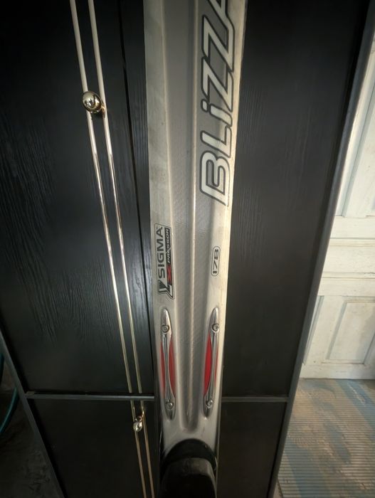 Лижі гірськолижні