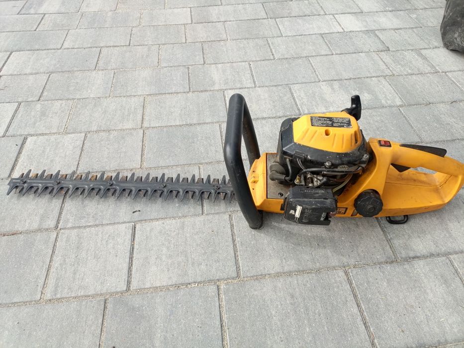 Nożyce do żywopłotu JCB spalinowe