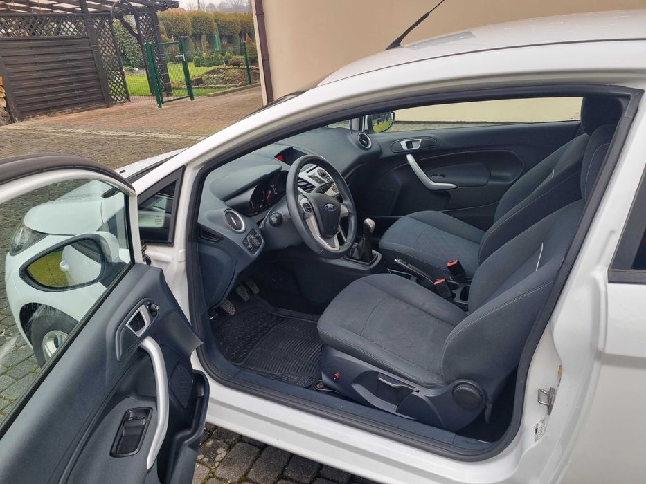 Ford Fiesta 1.2 benzyna