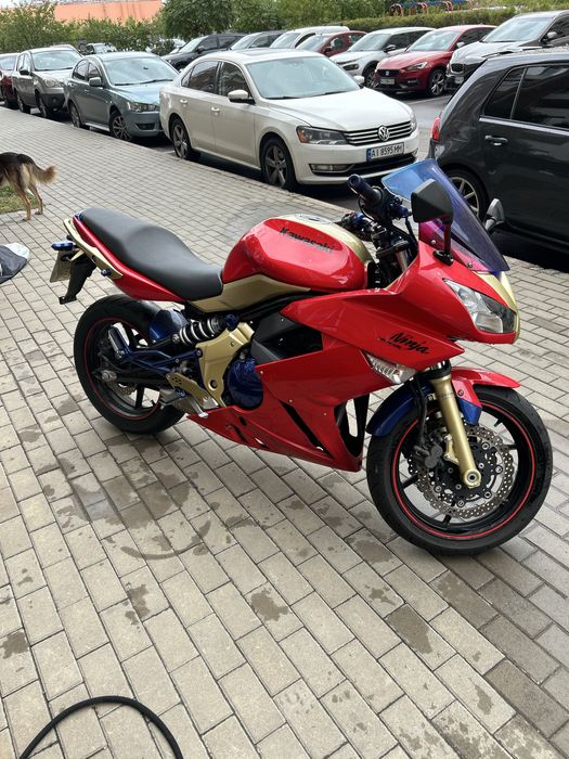 Мотоцик Kawasaki r400