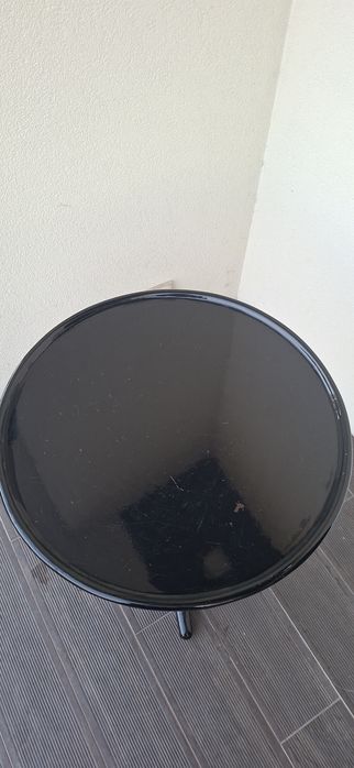 Mesa de apoio preta