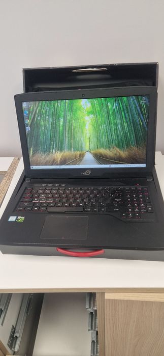 Laptop Asus Rog strix