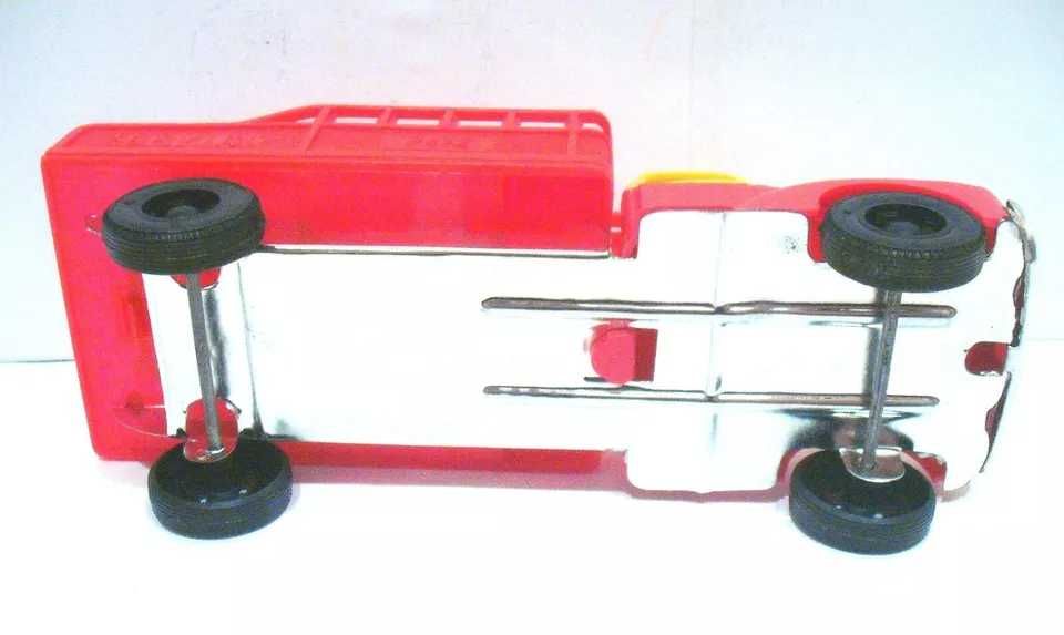 Bedford Tow truck made in Portugal in the 1970's