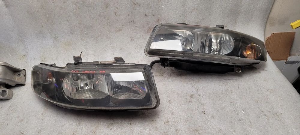 lampy przód seat leon