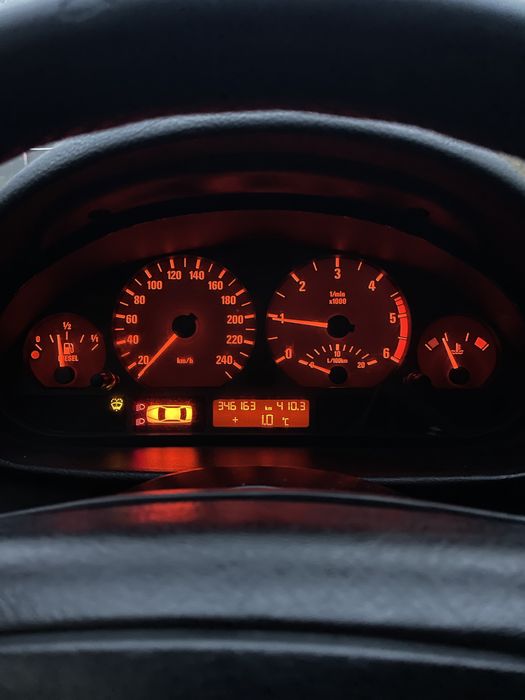 BMW e46 3700$ дизель