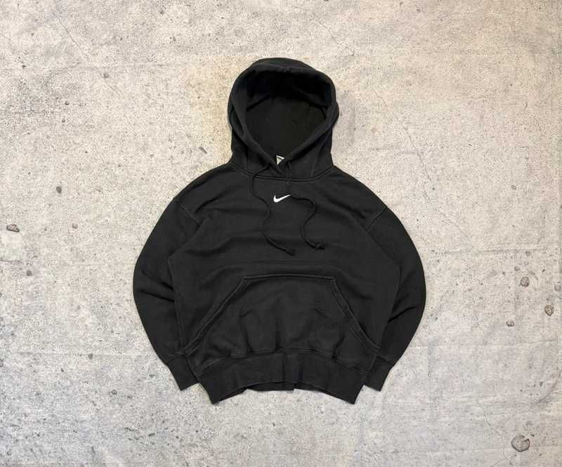 Czarna bluza hoodie solo center swoosh Nike - Size XS