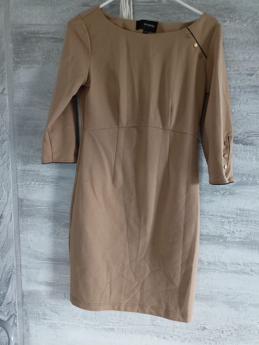 Sukienka na co dzień Reserved 36