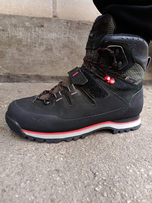 Зимові черевики Decatnilon WATERPROOF (42р.26.5 см)