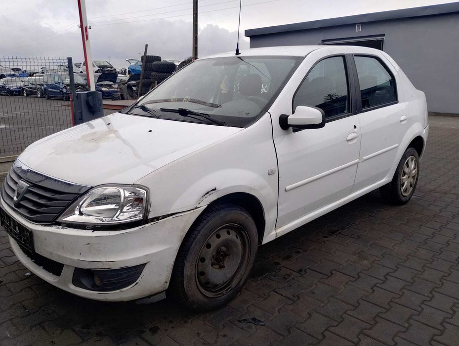 Drzwi tył lewe Dacia Logan I lift SEDAN