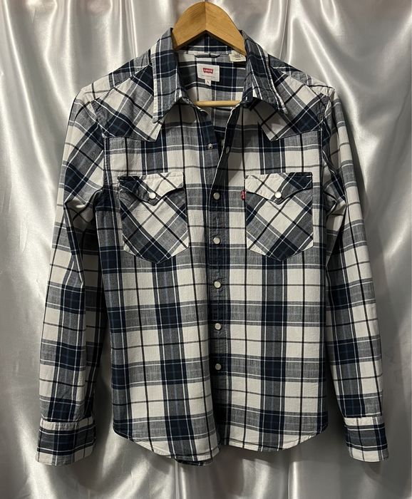Чоловіча сорочка в клітинку levi's, розмір S