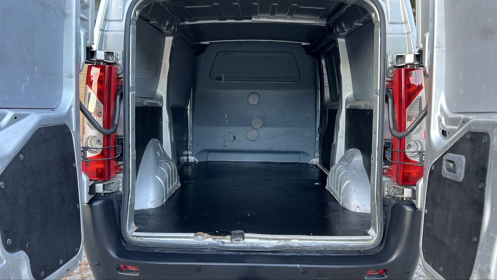 Peugeot Expert 2.0 hdi 160cv longa 3 lugared