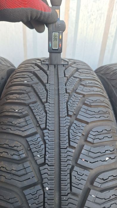 Opony zimowe Uniroyal 215/65 16