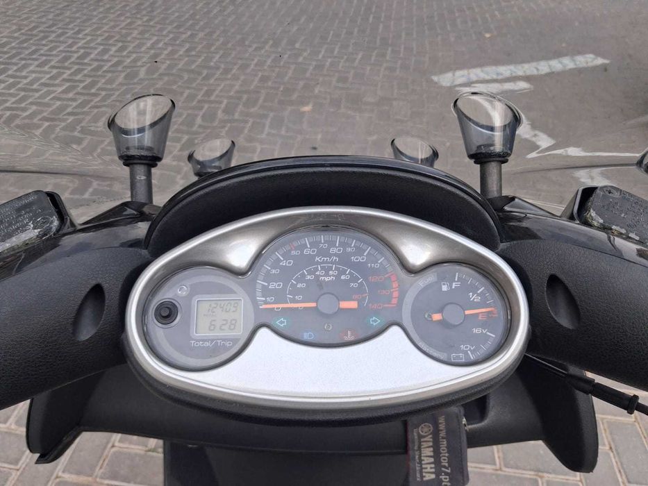 Yamaha Majesty 125 | 2010/11 | 12.410 km | 1 dono