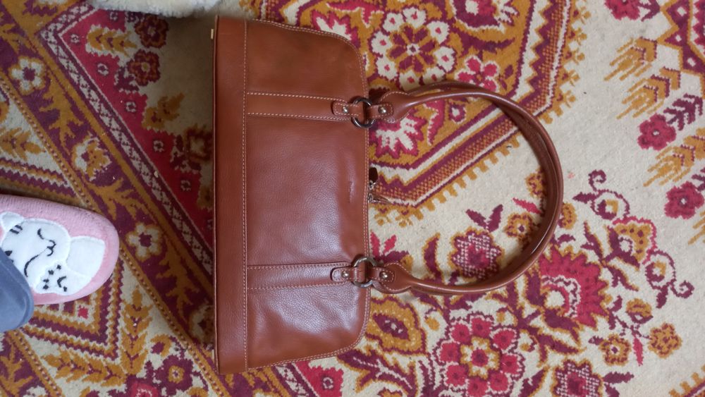 кожанные сумки продам известных брендов