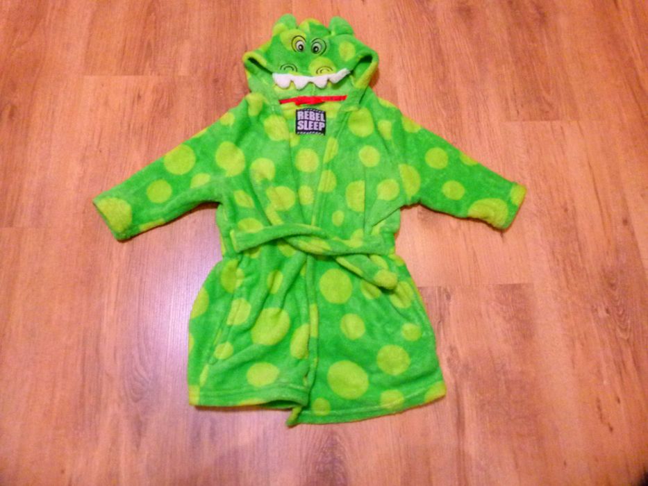 rozm 98 Primark szlafrok kąpielowy zielony dinozaur chłopięcy