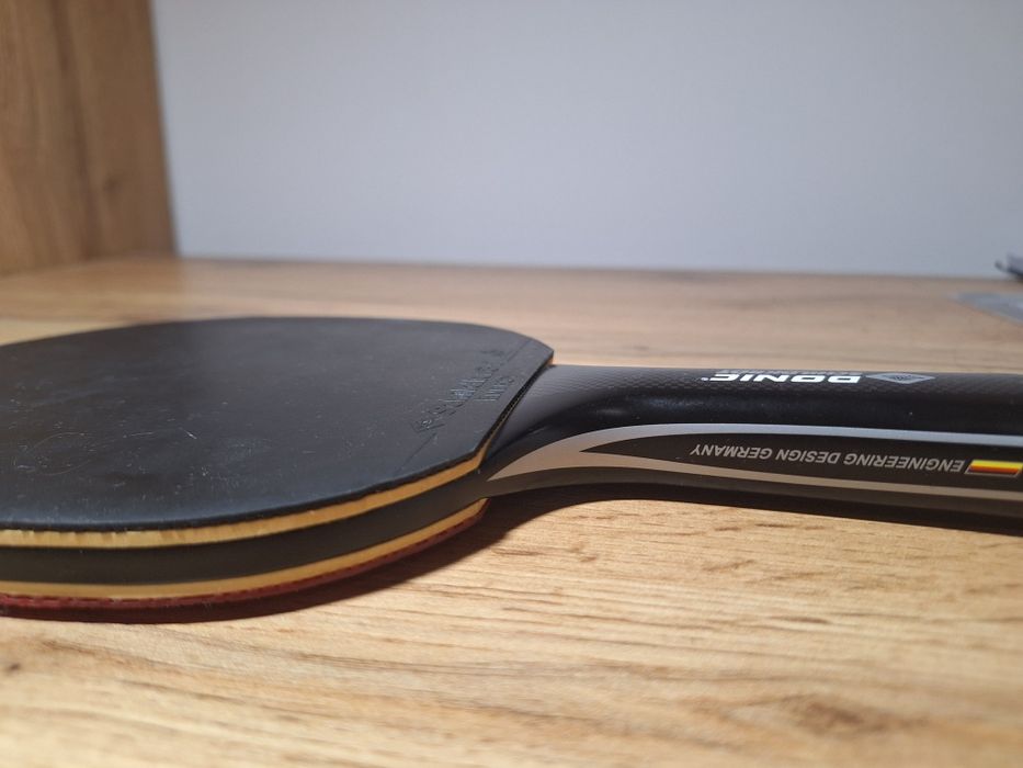 Deska + gumy Donic Carbotec 3000 z pokrowcem Donic