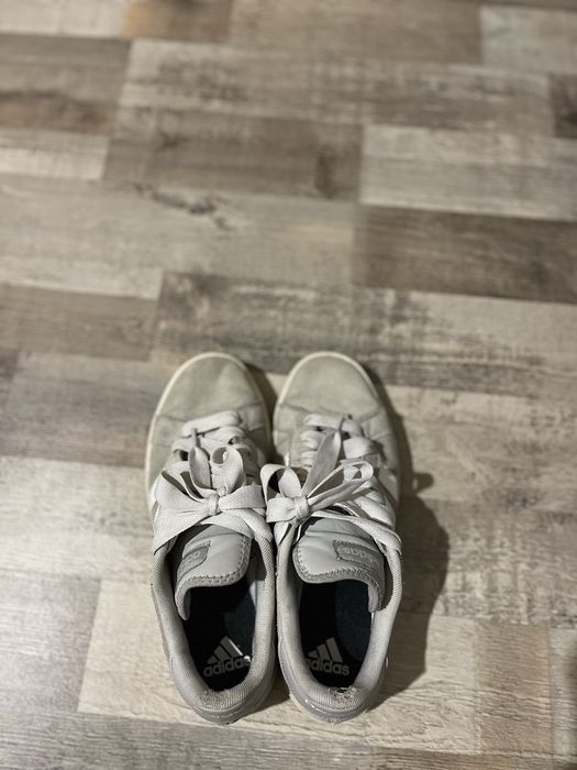кросівки adidas grand court base 00s