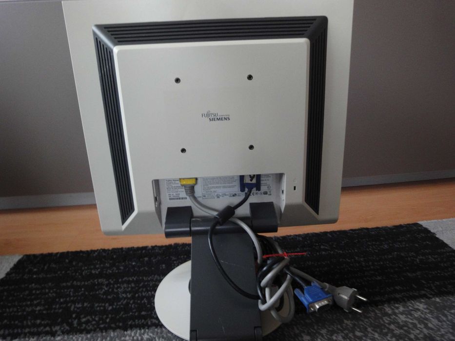 Monitor fujitsu siemens scenicview b19-2