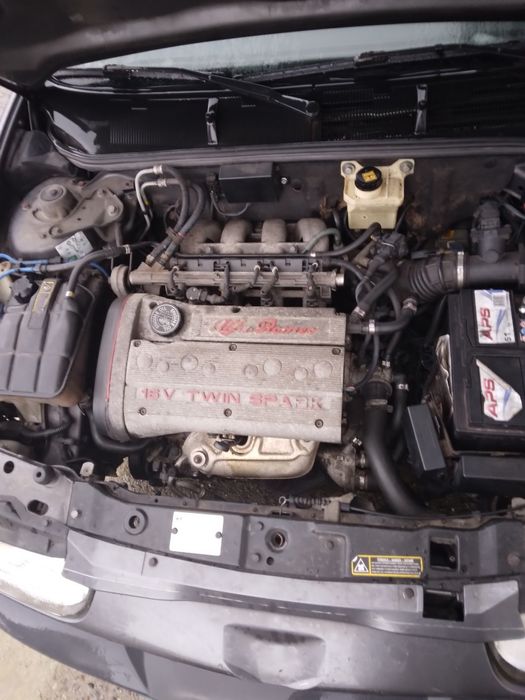 Alfa romeu 146 gasolina 1.4 tudo ok