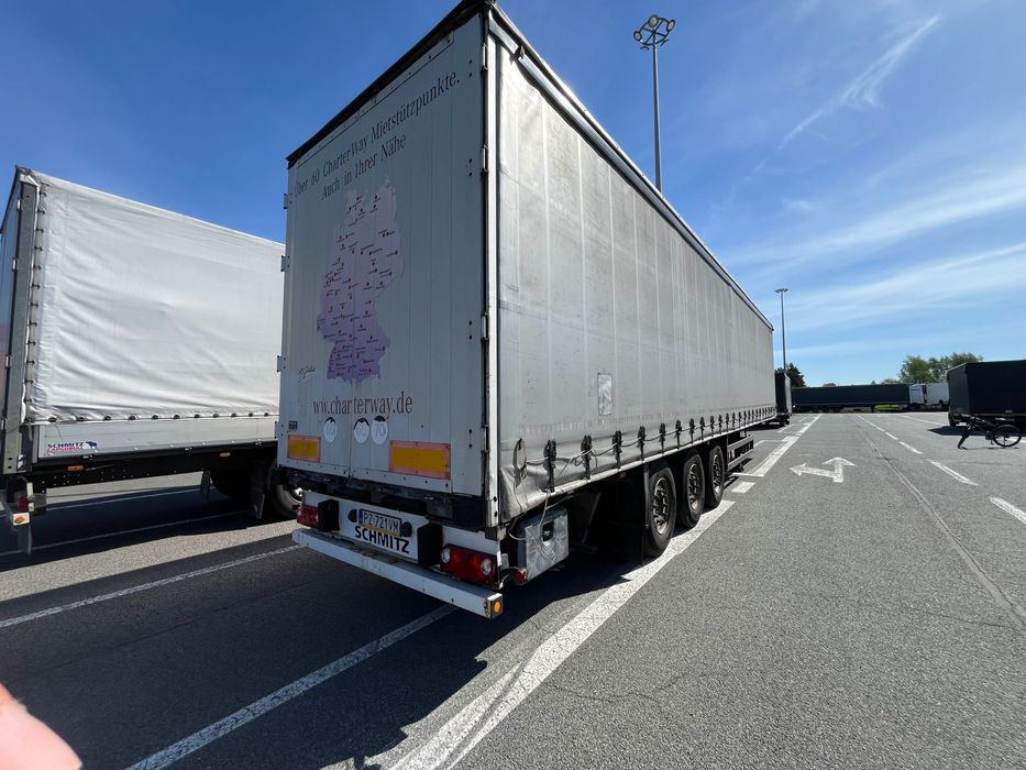 Schmitz CargobullS01.Podnoszona oś