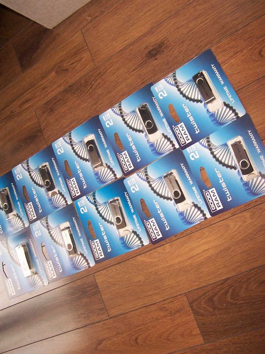 Pendrive - pamięć USB, 2 GB - NOWE