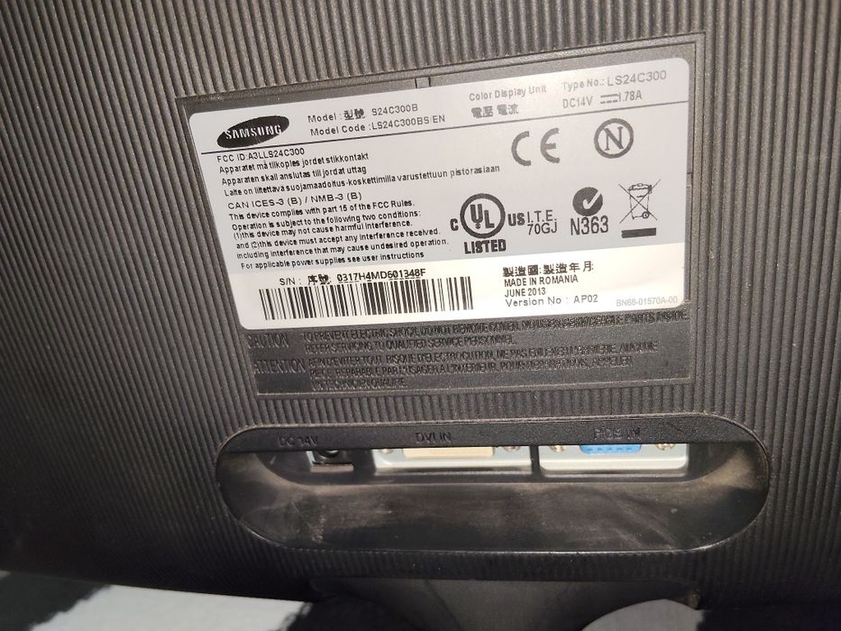 Monitor Samsung S24C300B 24"