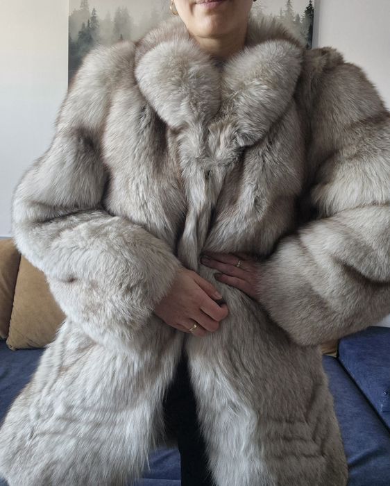 Naturalne futro z lisa niebieskiego