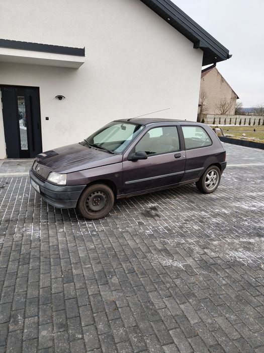 Renault Clio 1,2 benzyna 159 tyś przebiegu