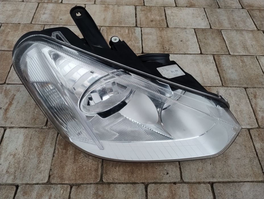 Ford c-max lift lampa reflektor prawy przód Europa wysyłka OLX cmax
