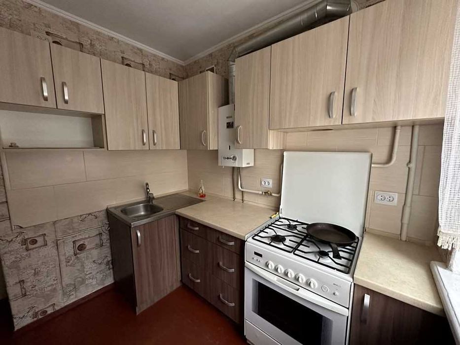 Продаж 1 к.кв, цегла, не кутова, 2/5 поверх, 31 кв.м