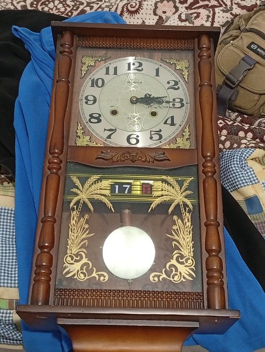 Relógio de Corda Antigo da Seasons para reparação