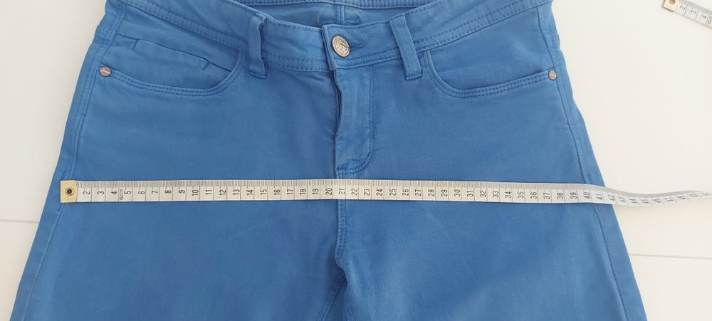 Niebieskie spodnie Diverse rozm. 36